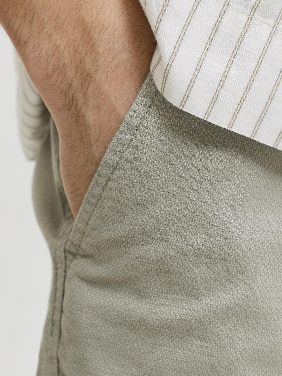 model_shot-detail