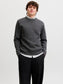 model_shot-front